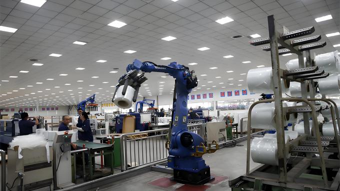 ซ้าย โดยตรง การท่องเที่ยว application in automotive components